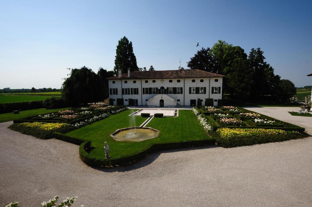 Morsano al Tagliamento Borgo Dei Conti Della Torreゲストハウス エクステリア 写真