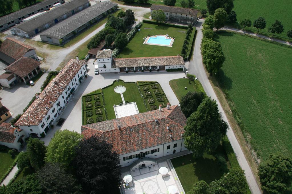 Morsano al Tagliamento Borgo Dei Conti Della Torreゲストハウス エクステリア 写真